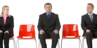 Pasar sentado largo tiempo aumenta los daños a la salud, incluso en personas que se ejercitan regularmente