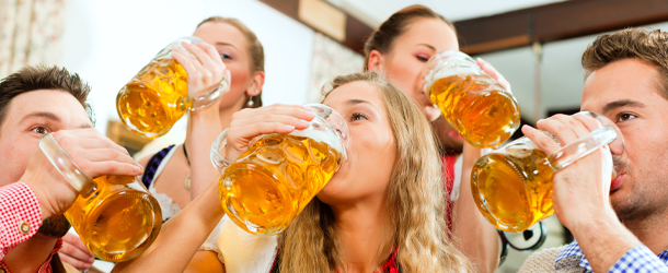 El “precopeo” tiende a duplicar el consumo de alcohol