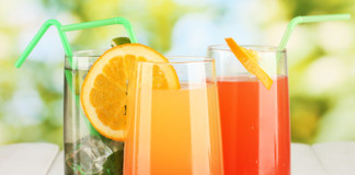 Mezclar alcohol con bebidas de dieta potencia los efectos de éste