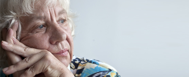 Soledad y aislamiento en personas mayores resulta perjudicial