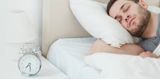 No hacerle caso al despertador puede traer problemas