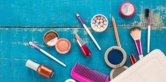 Razones para no compartir el maquillaje