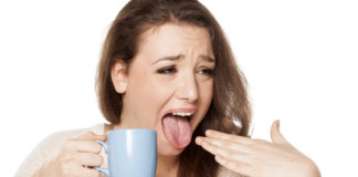 Cómo aliviar una lengua quemada Cómo aliviar una lengua quemada