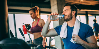 Ejercita e hidrata tu cuerpo