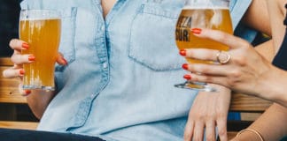 Desayunar cerveza es tan bueno como desayunar yogurt (según la ciencia)